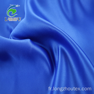 Satin terne avec tissu Twist